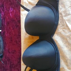 Black adjustable bra